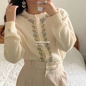 Vintage 1950s-60s pastel floral embroidery cashmere cardigan